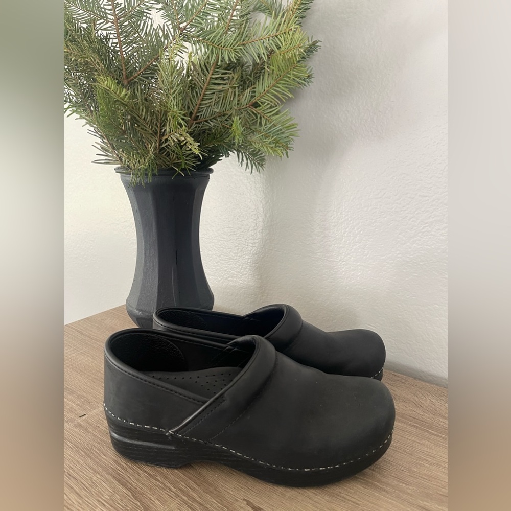 Dansko size 39. Barely used